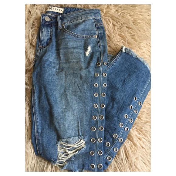 Ashley Mason destructed grommet jeans - Picture 2 of 3